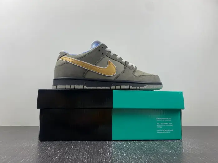 Concepts  x Nike SB Dunk Low Grey Lobster 