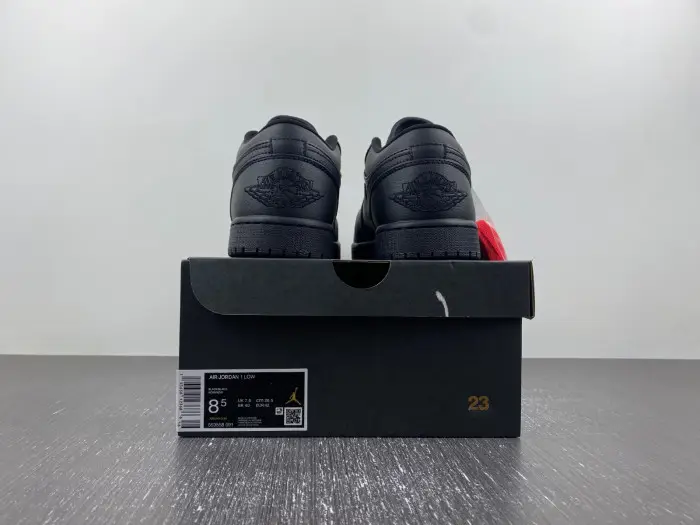 Air Jordan 1 Low 'Triple Black' 