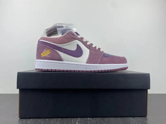 Air Jordan 1 Low Unity 