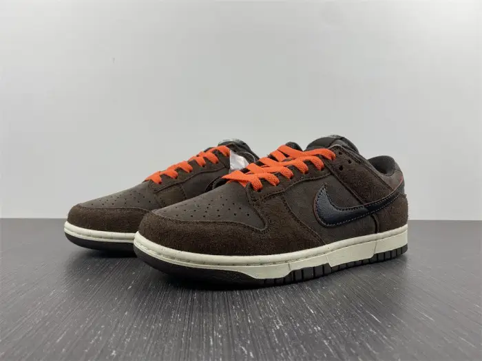 Nike Dunk Low "Baroque Brown" 