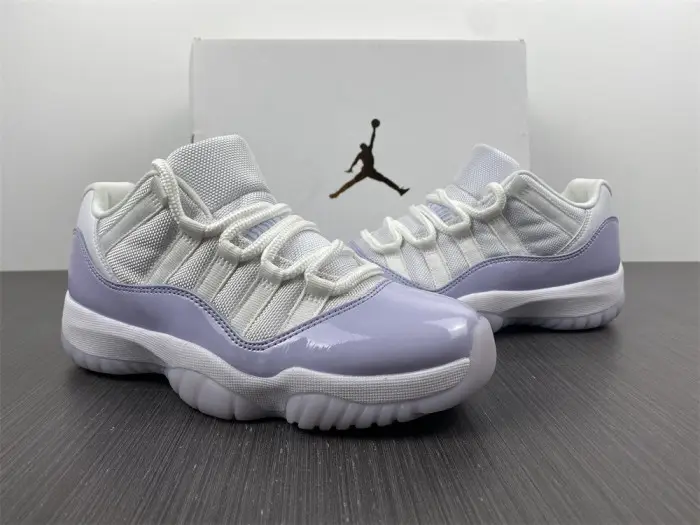 Air Jordan 11 Low ‘Pure Violet’ 
