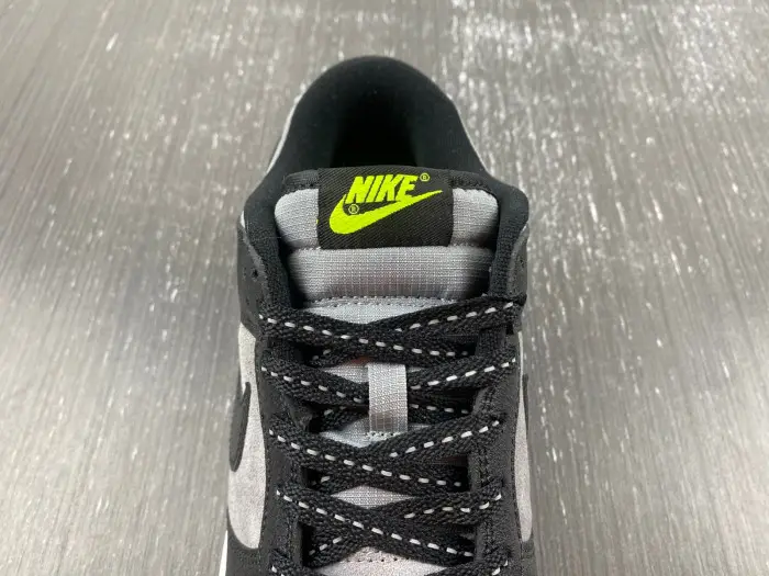 Nike Dunk Low Black Grey Green Strike 