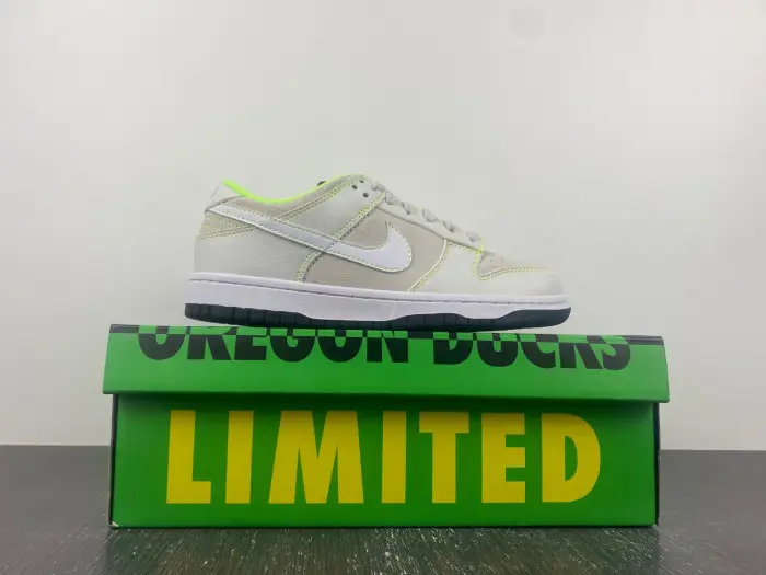 NEW Nike Dunk Low 'University of Oregon' PE FQ7260 