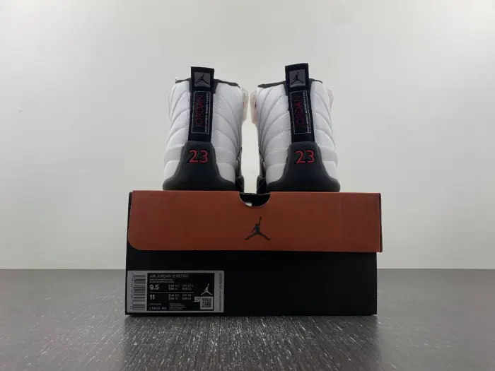 Air Jordan 12 Red Taxi 