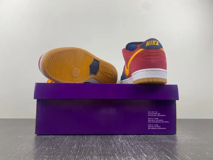 Nike SB Dunk Low Catalonia 
