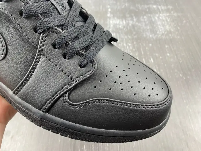 Air Jordan 1 Low 'Triple Black' 