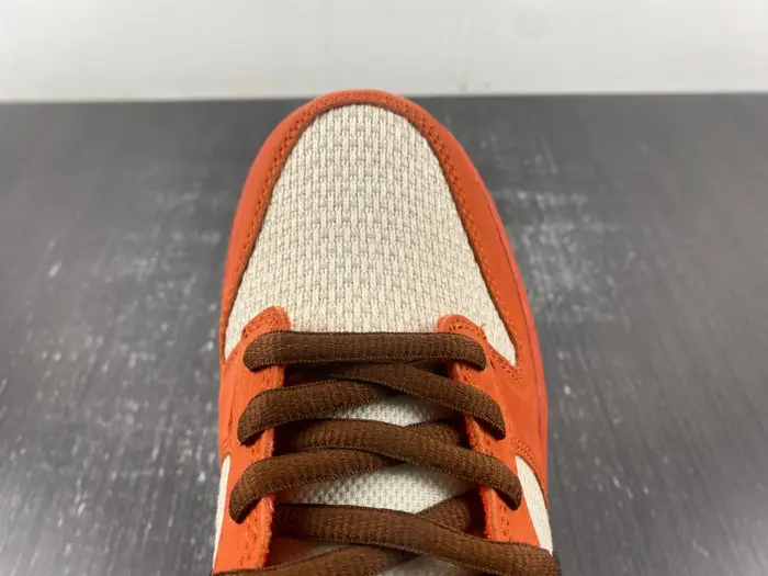 Nike Dunk Low Premium SB 'Un-Hemp' 