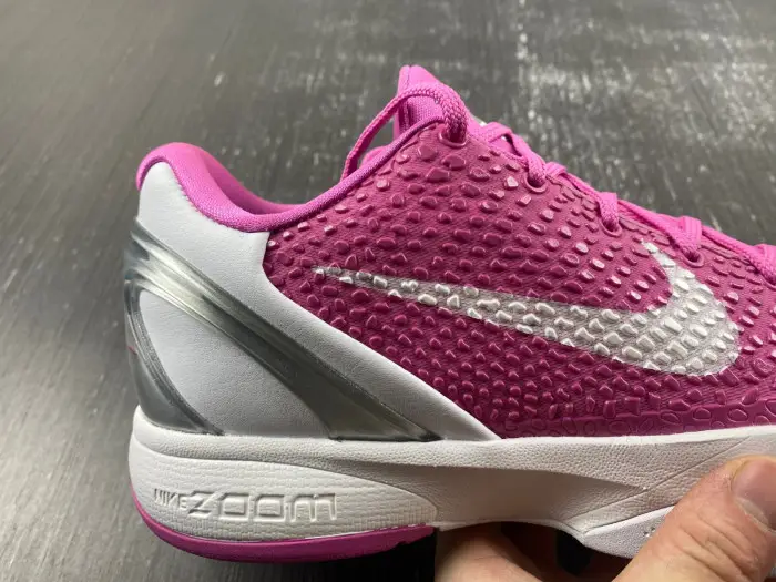 Nike Kobe  Kay Yow Think Pink 