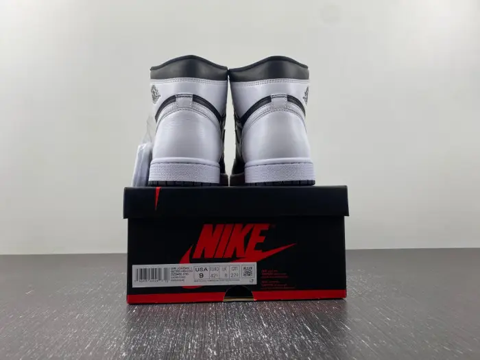 Air Jordan 1 High OG Reverse Panda 