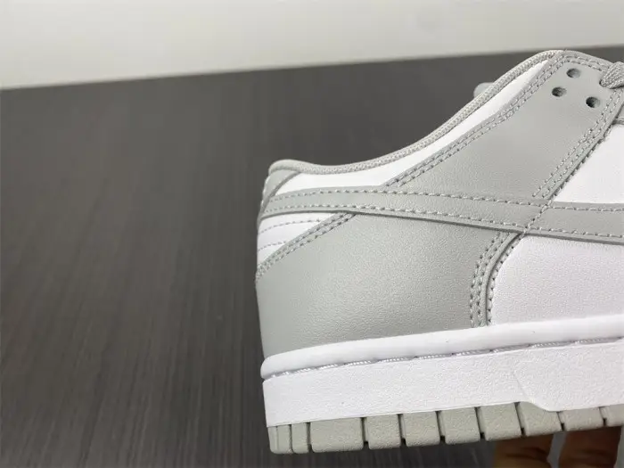 Nike Dunk Low Grey Fog 