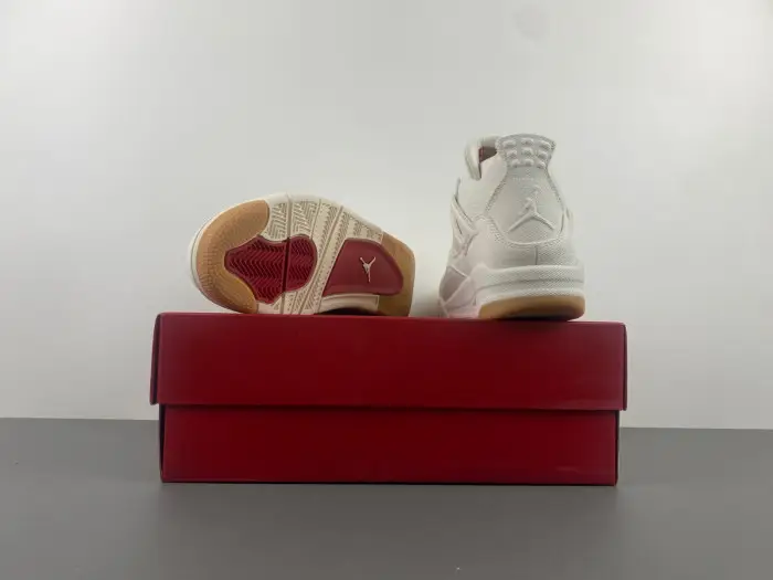 Levi s x Air Jordan 4 Retro White Denim 
