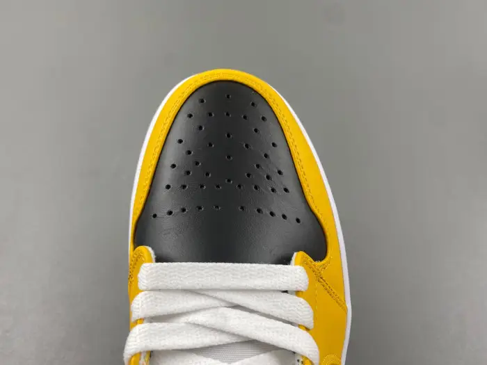Air Jordan 1 Mid "Yellow Ochre" - product 