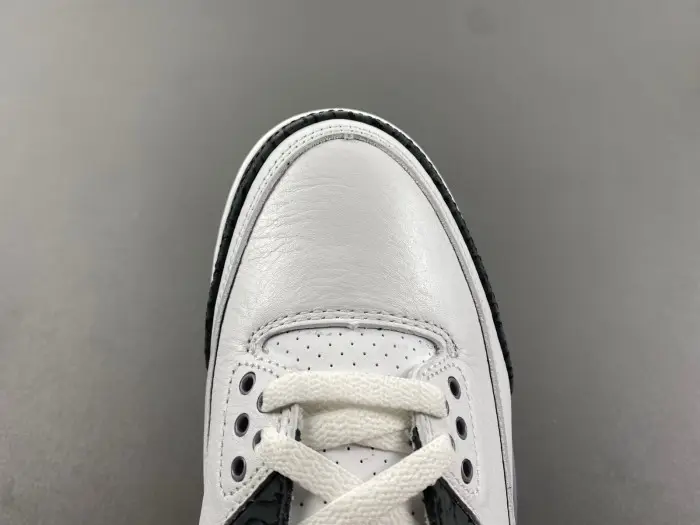 Air Jordan 3 Cement Grey 