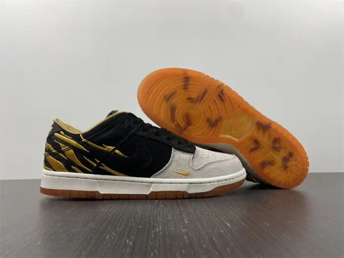Nike Dunk High Year of the Tiger 