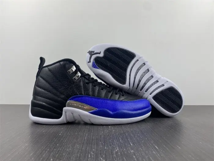 Air Jordan 12 WMNS “Hyper Royal”  FDECC402