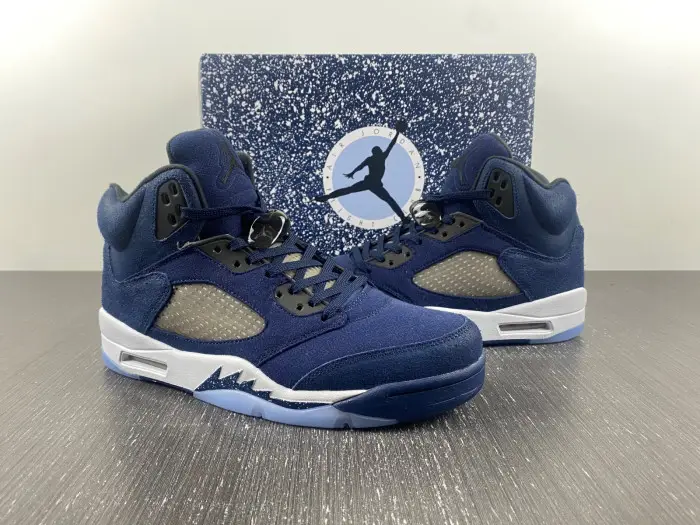 Air Jordan 5 Retro SE “Midnight Navy” 