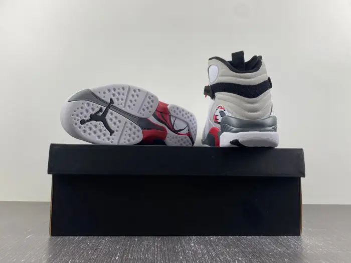 Air Jordan 8 Retro 'Bugs Bunny' 2013 