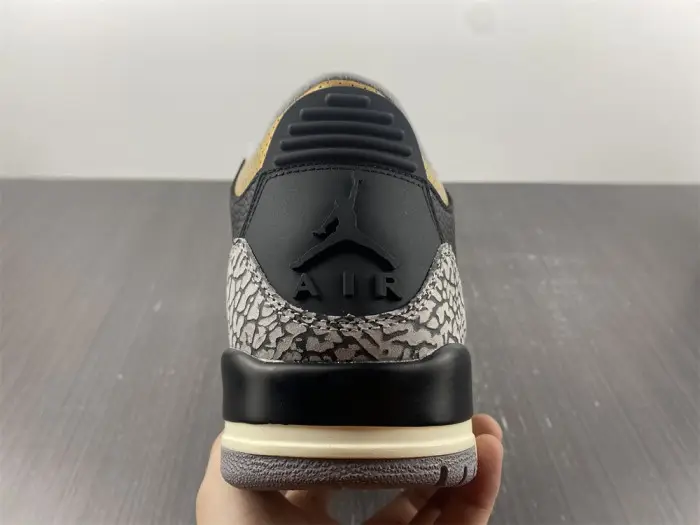 AIR JORDAN 3 WMNS “BLACK GOLD” 