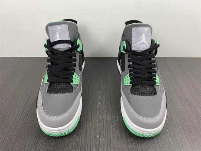 Air Jordan 4 Retro 'Green Glow' 