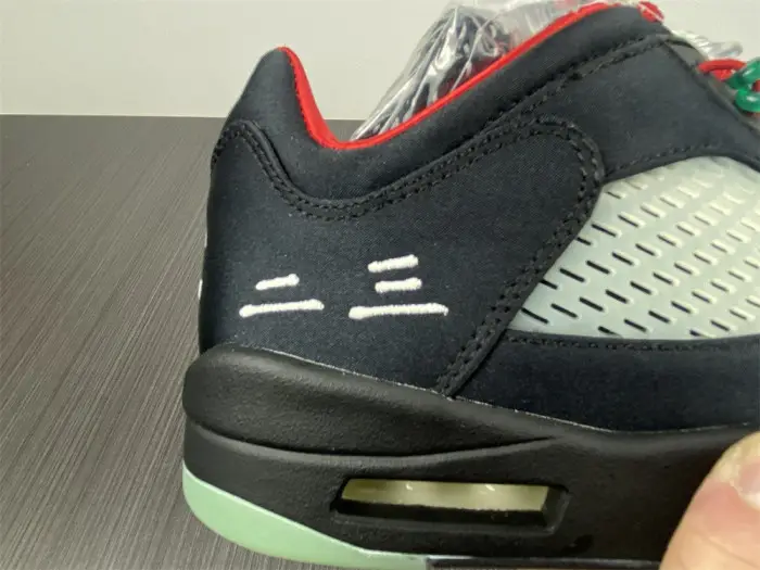 Air Jordan Retro 5 “Anthracite” 