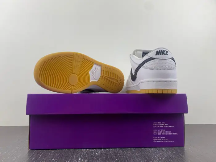 Nike SB Dunk Low Pro White Gum - 