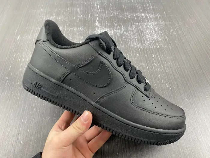 Nike Air Force 1 Low '07 'Triple Black' 