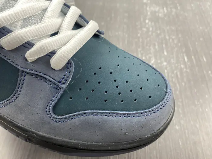 CONCEPTS X NIKE SB DUNK LOW Blue Lobster 