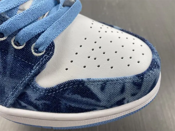 Air Jordan 1 Low Washed Denim 