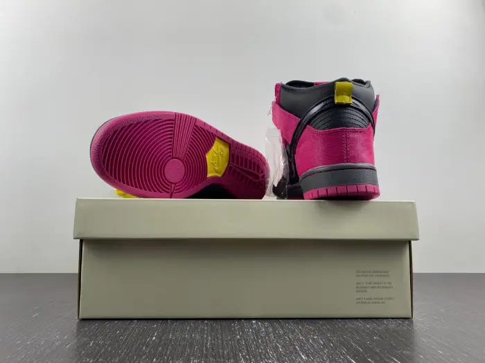 Nike SB Dunk High Run The Jewels  - 