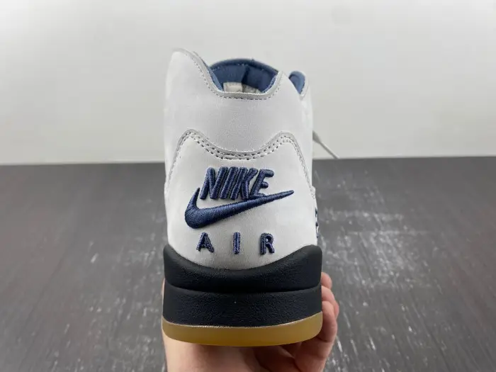 Air Jordan 5 "A Ma Maniere - Diffused Blue" 