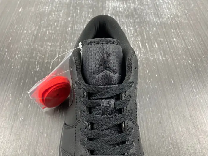 Air Jordan 1 Low 'Triple Black' 