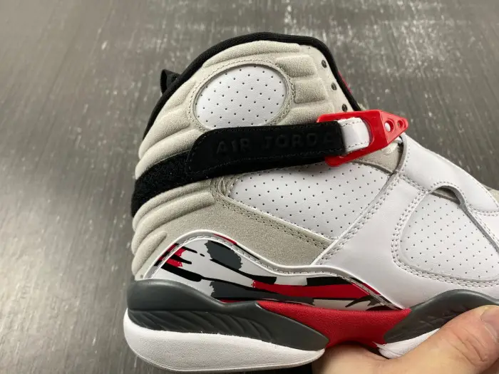 Air Jordan 8 Retro 'Bugs Bunny' 2013 