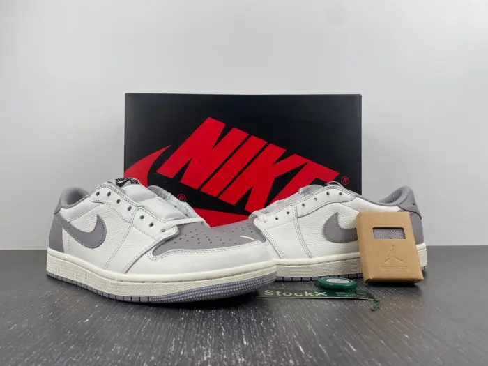 Air Jordan 1 Low OG Atmosphere Grey 