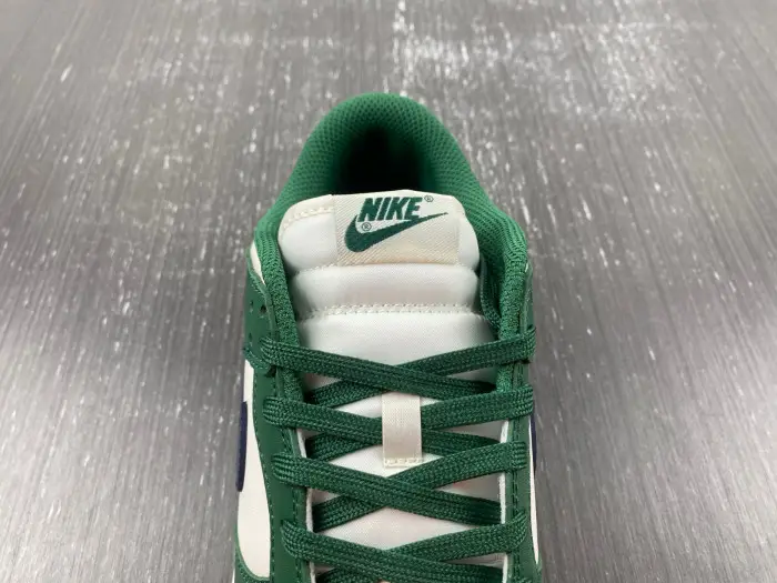 Wmns Dunk Low 'Gorge Green' - Nike - DD1503 