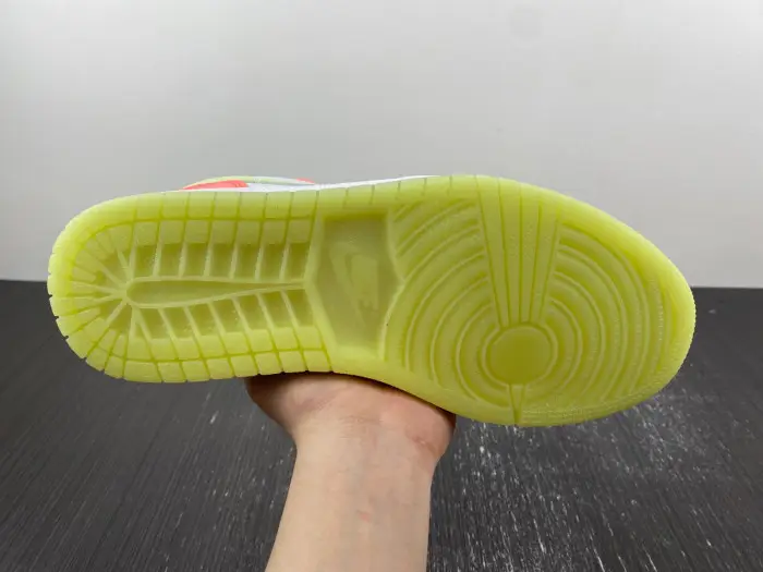 Air Jordan 1 Low SE 'Lava Glow' - FN6772 