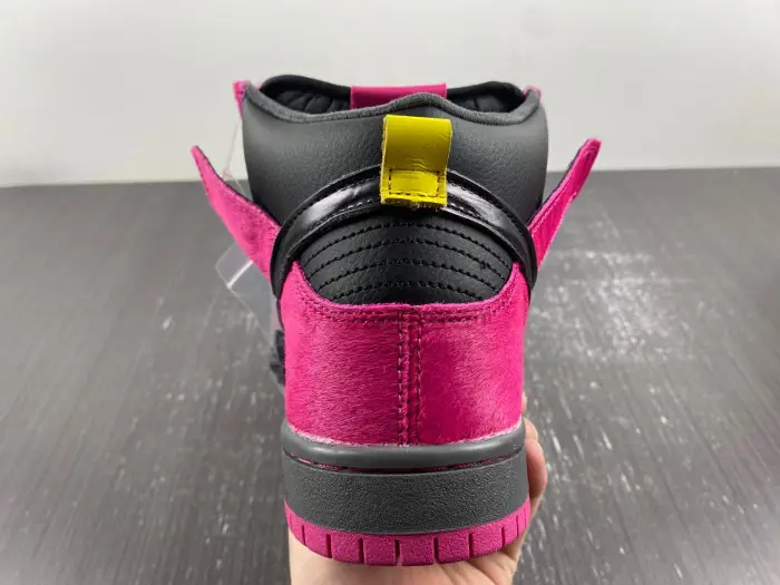Nike SB Dunk High Run The Jewels  - 