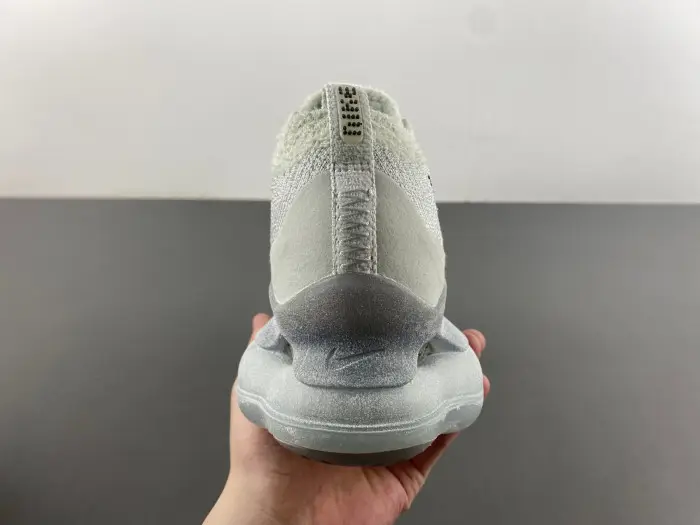 Nike Air Max Scorpion Flyknit SE "Light Silver" 