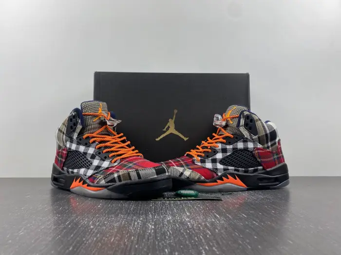 AIR JORDAN 5 RETRO 'PLAID' 