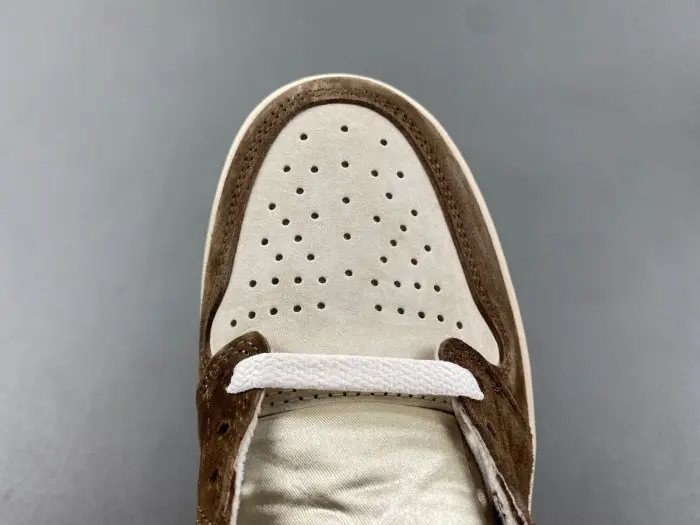 Air Jordan 1 High OG “Cacao Wow” 