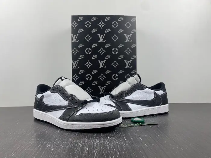 Air Jordan 1 Retro Low LV Panda 