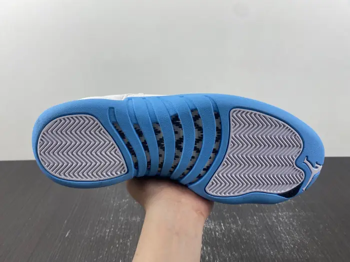 Air Jordan 12 Retro 'UNC' - 