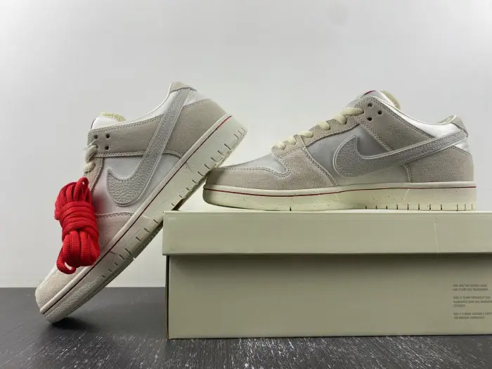 NIKE SB DUNK LOW CITY OF LOVE COCONUT MILK 