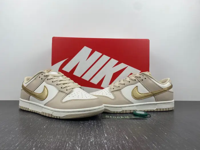 Wmns Nike Dunk Low Phantom Metallic Gold 
