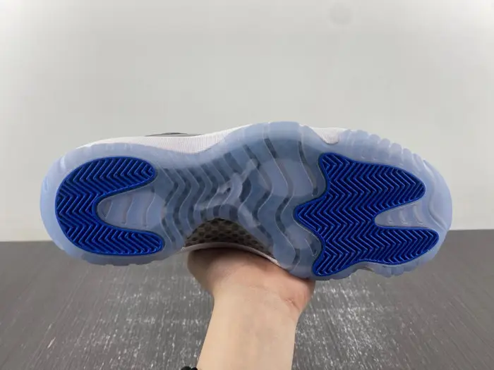 Air Jordan 11 Retro Low 'Space Jam' - FV5104 