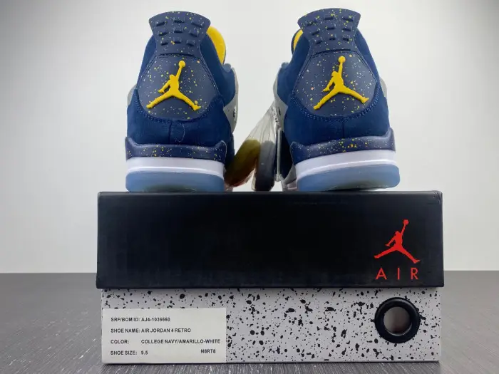 Air Jordan 4 Retro 'Michigan Wolverines' PE 