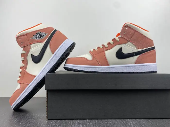 Jordan 1 Mid SE Orange Suede (GS) - 