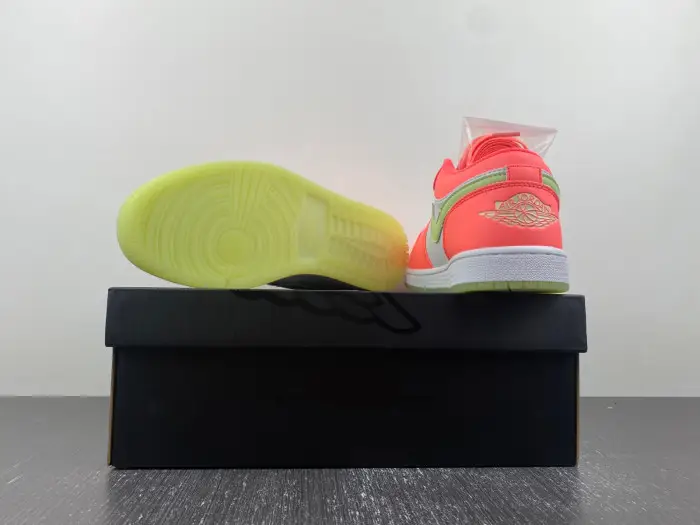 Air Jordan 1 Low SE 'Lava Glow' - FN6772 