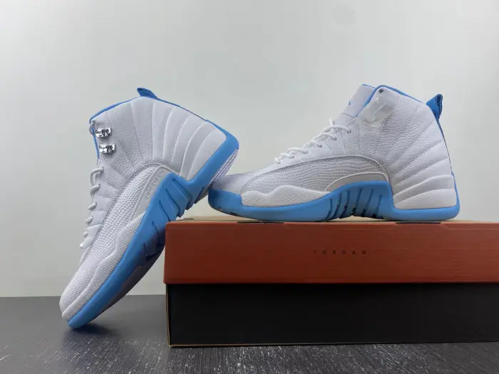 Air Jordan 12 Retro 'UNC' - 