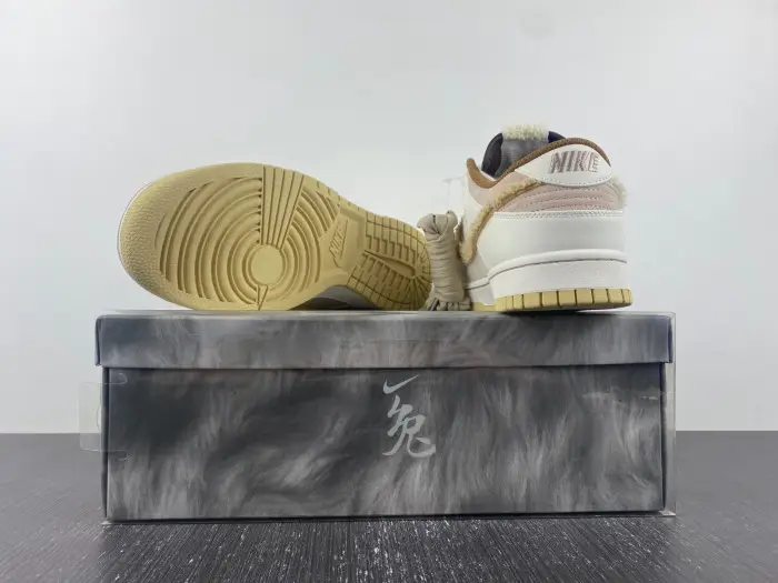 Nike Dunk Low "Year of the Rabbit" 
