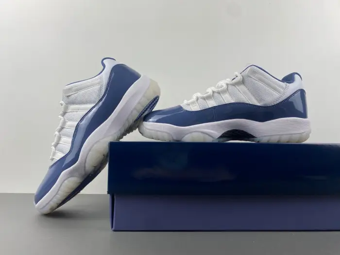 Air Jordan 11 Low Diffused Blue 